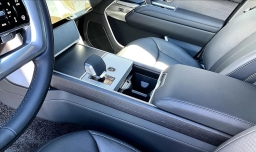 Land Rover Range Rover SE P400 LWB 7 Seat 2026