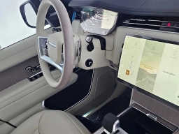 Land Rover Range Rover SE P400 LWB 7 Seat 2026