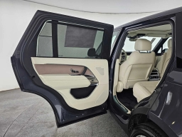 Land Rover Range Rover SE P400 LWB 7 Seat 2026