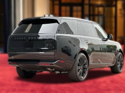 Land Rover Range Rover SE P400 LWB 7 Seat 2026