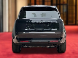 Land Rover Range Rover SE P400 LWB 7 Seat 2026