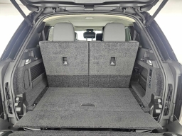 Land Rover Range Rover SE P400 LWB 7 Seat 2026