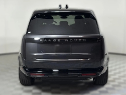 Land Rover Range Rover SE P400 LWB 7 Seat 2026