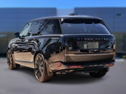 Land Rover Range Rover SE P400 LWB 7 Seat 2026