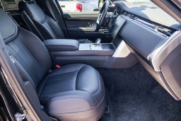 Land Rover Range Rover SE P400 LWB 7 Seat 2026