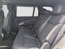 Land Rover Range Rover SE P400 LWB 7 Seat 2026