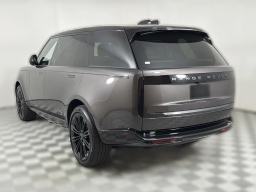 Land Rover Range Rover SE P400 LWB 7 Seat 2026