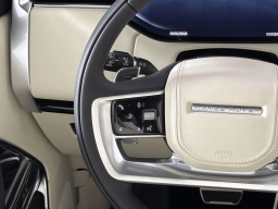 Land Rover Range Rover SE P400 LWB 7 Seat 2026