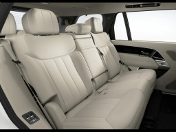 Land Rover Range Rover SE P400 LWB 7 Seat 2026