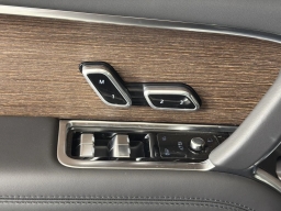 Land Rover Range Rover SE P400 LWB 7 Seat 2026