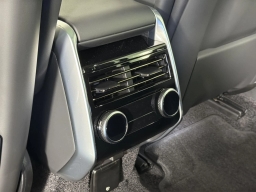 Land Rover Range Rover SE P400 LWB 7 Seat 2026