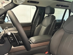 Land Rover Range Rover SE P400 LWB 7 Seat 2026