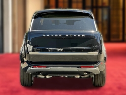 Land Rover Range Rover SE P400 LWB 7 Seat 2026