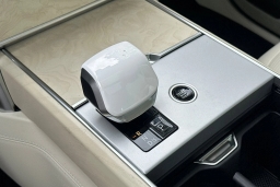 Land Rover Range Rover SV P615 SWB 2026