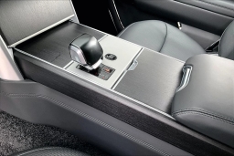 Land Rover Range Rover SV P615 SWB 2026