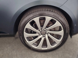 Land Rover Range Rover SV P615 LWB 2026