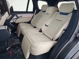 Land Rover Range Rover SV P615 LWB 2026