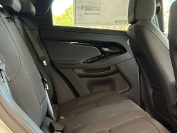 Land Rover Range Rover Evoque Core S AWD 2026