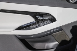 Land Rover Range Rover Evoque Core S AWD 2026