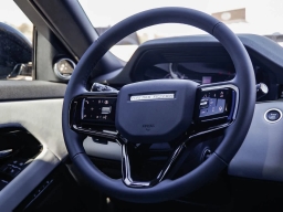 Land Rover Range Rover Evoque Core S AWD 2026