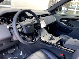 Land Rover Range Rover Evoque Core S AWD 2026