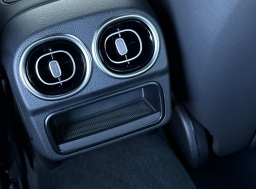 Mercedes-Benz C-Class C 300 4MATIC Sedan 2025