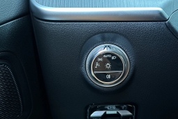 Mercedes-Benz C-Class C 300 4MATIC Sedan 2025