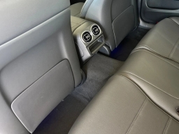 Mercedes-Benz C-Class C 300 4MATIC Sedan 2025