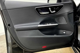Mercedes-Benz C-Class C 300 4MATIC Sedan 2025