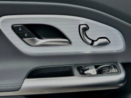 Mercedes-Benz CLA CLA 250+ Sedan 2026