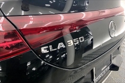 Mercedes-Benz CLA CLA 350 4MATIC Sedan 2026