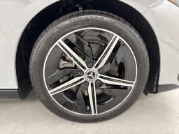 Mercedes-Benz CLA CLA 350 4MATIC Sedan 2026