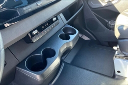 Mercedes-Benz Sprinter Crew Van Standard Roof 4-Cyl Diesel 2500 Standard Roof I4 Diesel 144" RWD 2026