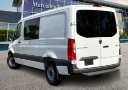Mercedes-Benz Sprinter Crew Van Standard Roof 4-Cyl Diesel 2500 Standard Roof I4 Diesel 144" RWD 2026