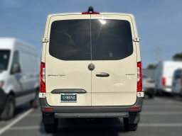 Mercedes-Benz Sprinter Crew Van Standard Roof 4-Cyl Diesel 2500 Standard Roof I4 Diesel 144" RWD 2026