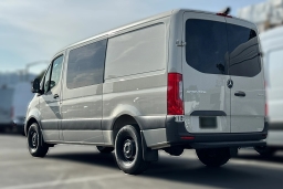 Mercedes-Benz Sprinter Crew Van Standard Roof 4-Cyl Diesel 2500 Standard Roof I4 Diesel 144" RWD 2026