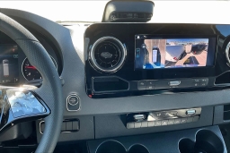 Mercedes-Benz Sprinter Crew Van Standard Roof 4-Cyl Diesel 2500 Standard Roof I4 Diesel 144" RWD 2026