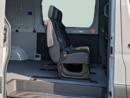 Mercedes-Benz Sprinter Crew Van Standard Roof 4-Cyl Diesel HO 2500 Standard Roof I4 Diesel HO 144" RWD 2025