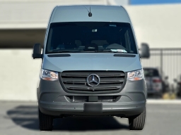 Mercedes-Benz Sprinter Crew Van Standard Roof 4-Cyl Diesel HO 2500 Standard Roof I4 Diesel HO 144" RWD 2026