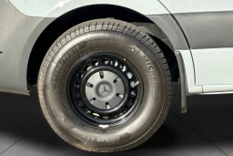 Mercedes-Benz Sprinter Crew Van Standard Roof 4-Cyl Diesel HO 2500 Standard Roof I4 Diesel HO 144" RWD 2026