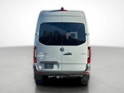 Mercedes-Benz Sprinter Crew Van Standard Roof 4-Cyl Diesel HO 2500 Standard Roof I4 Diesel HO 144" RWD 2026