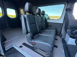 Mercedes-Benz Sprinter Crew Van Standard Roof 4-Cyl Diesel HO 2500 Standard Roof I4 Diesel HO 144" RWD 2026