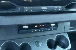 Mercedes-Benz Sprinter Crew Van Standard Roof 4-Cyl Diesel HO 2500 Standard Roof I4 Diesel HO 144" RWD 2026