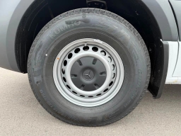 Mercedes-Benz Sprinter Crew Van Standard Roof 4-Cyl Diesel HO 2500 Standard Roof I4 Diesel HO 144" RWD 2025