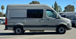 Mercedes-Benz Sprinter Crew Van Standard Roof 4-Cyl Diesel HO 2500 Standard Roof I4 Diesel HO 144" RWD 2026