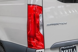 Mercedes-Benz Sprinter Crew Van Standard Roof 4-Cyl Diesel HO 2500 Standard Roof I4 Diesel HO 144" RWD 2024