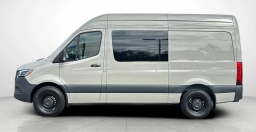 Mercedes-Benz Sprinter Crew Van Standard Roof 4-Cyl Diesel HO 2500 Standard Roof I4 Diesel HO 144" RWD 2025