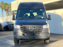 Mercedes-Benz Sprinter Crew Van Standard Roof 4-Cyl Diesel HO 2500 Standard Roof I4 Diesel HO 144" RWD 2025