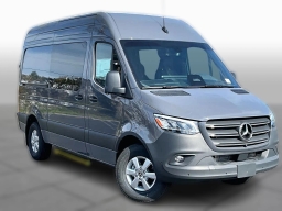 Mercedes-Benz Sprinter Crew Van Standard Roof 4-Cyl Diesel HO 2500 Standard Roof I4 Diesel HO 144" RWD 2026