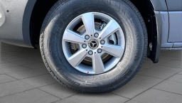 Mercedes-Benz Sprinter Crew Van Standard Roof 4-Cyl Diesel HO 2500 Standard Roof I4 Diesel HO 144" RWD 2026